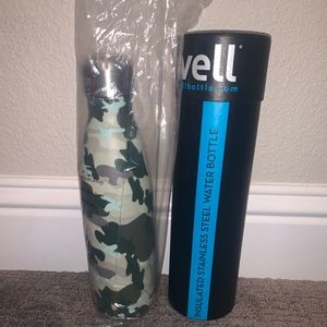 Swell Camo 17oz bottle